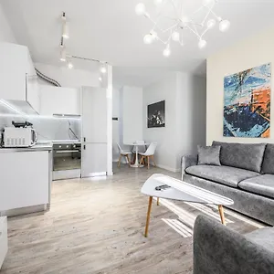  Appartamento Miku Apartment-modernly Designed Downtown Albania